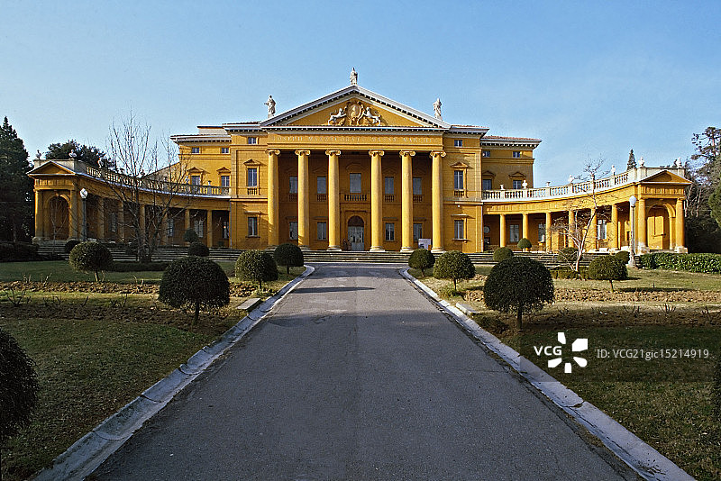 意大利博洛尼亚马扎库拉蒂别墅图片素材