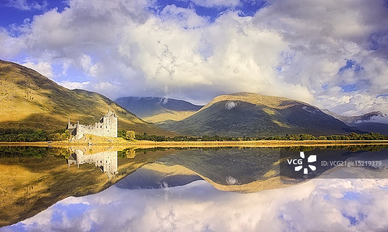 洛赫奥湖基尔丘恩城堡图片素材