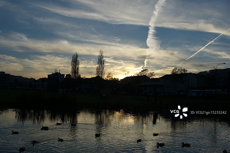 池塘日落图片素材