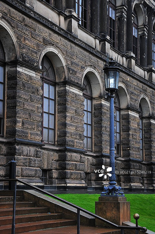 雨后的茨温格图片素材