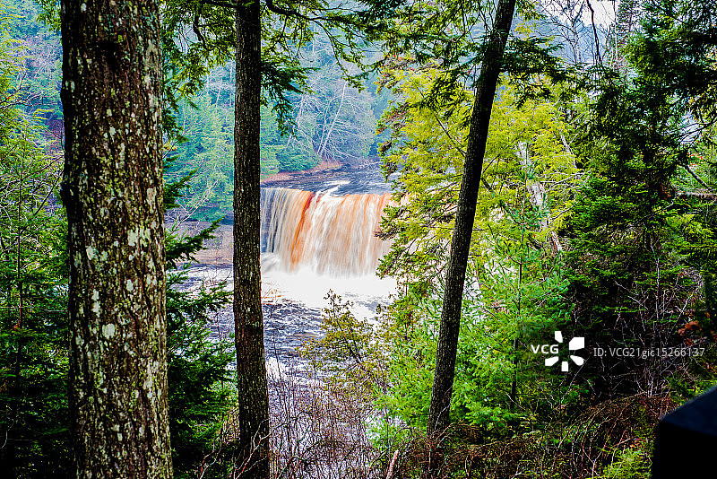 塔夸梅农瀑布图片素材