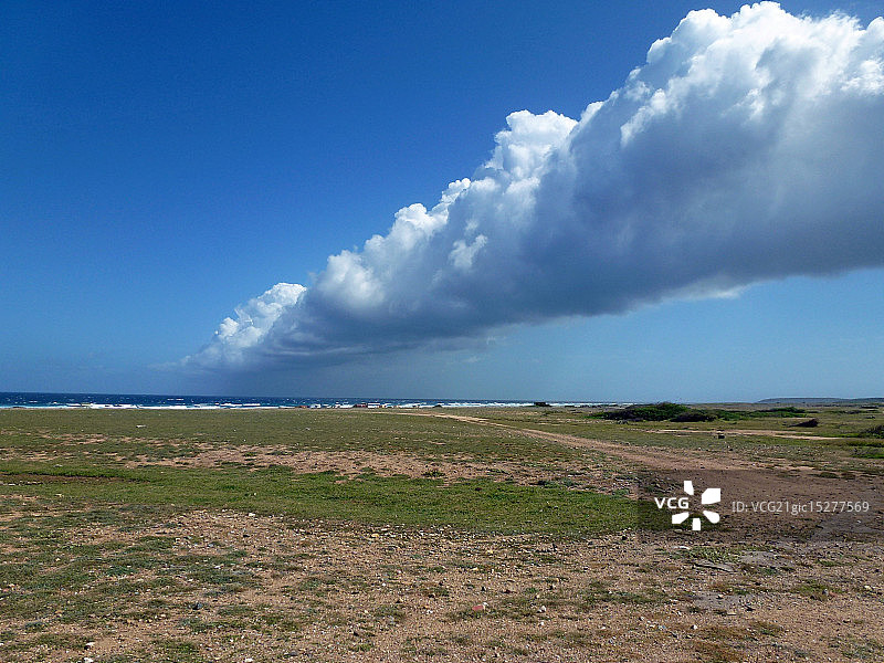 阿鲁巴荚状云图片素材