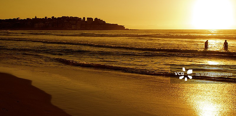 亚当和夏娃图片素材