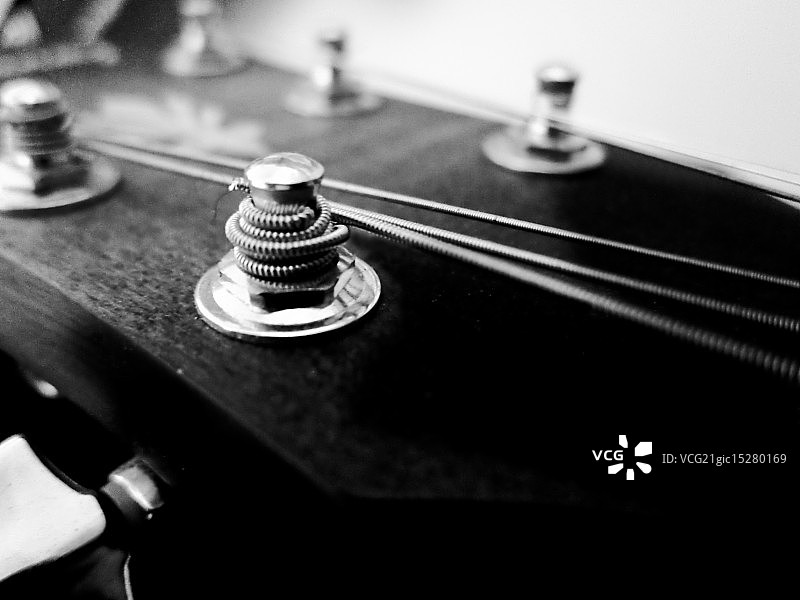 黑白吉他琴头图片素材