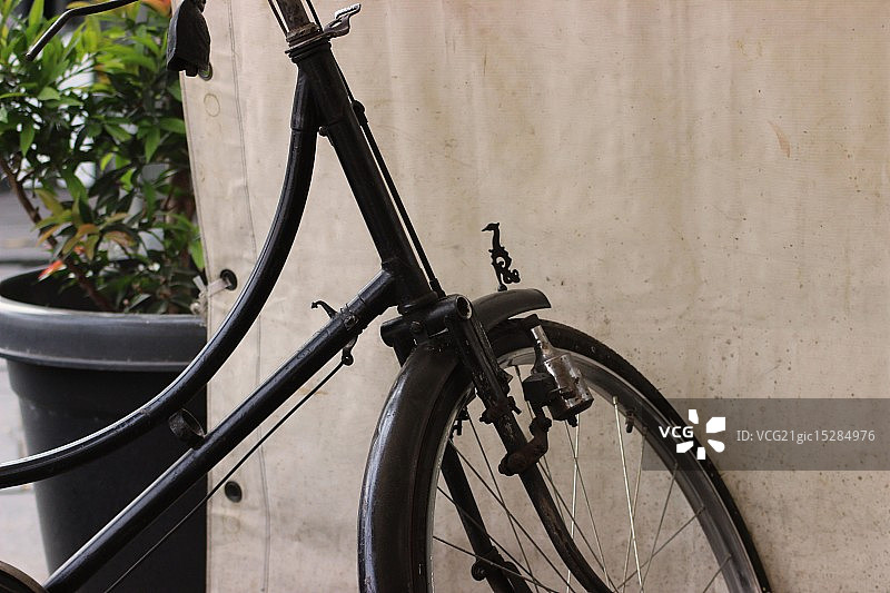 雅加达老城区的老爷车图片素材