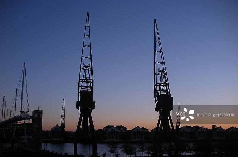 伦敦码头区的黄昏图片素材