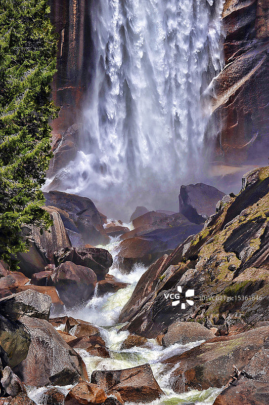 维纳尔瀑布图片素材