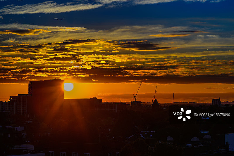 伊斯灵顿天际线，伦敦黎明时分图片素材
