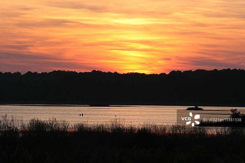 弗吉尼亚州阿萨蒂格岛日落图片素材