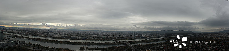 维也纳多瑙塔全景照片图片素材