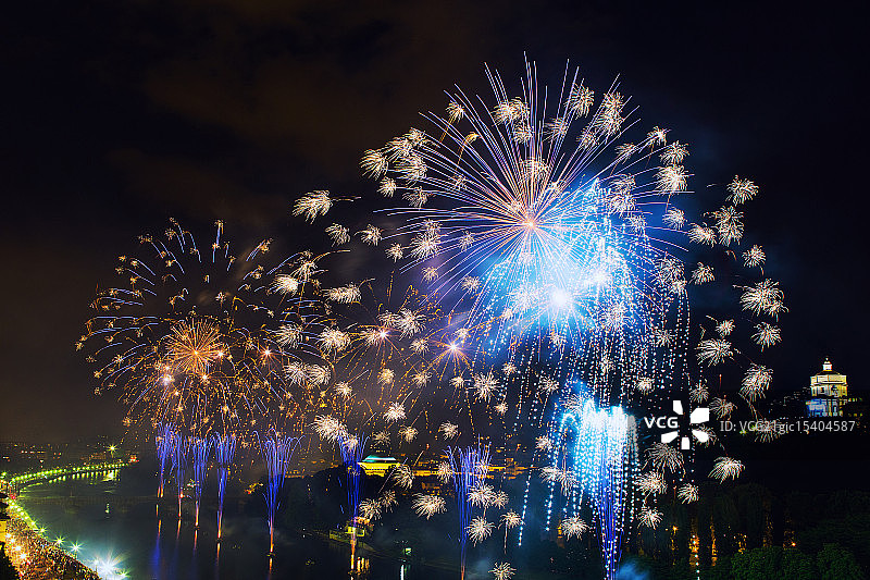 都灵圣乔瓦尼节的烟花图片素材