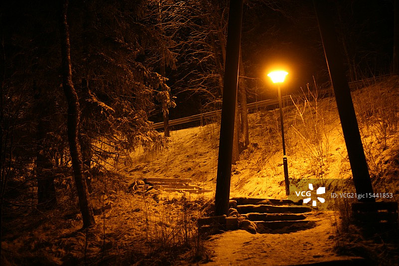 等待农牧神图片素材