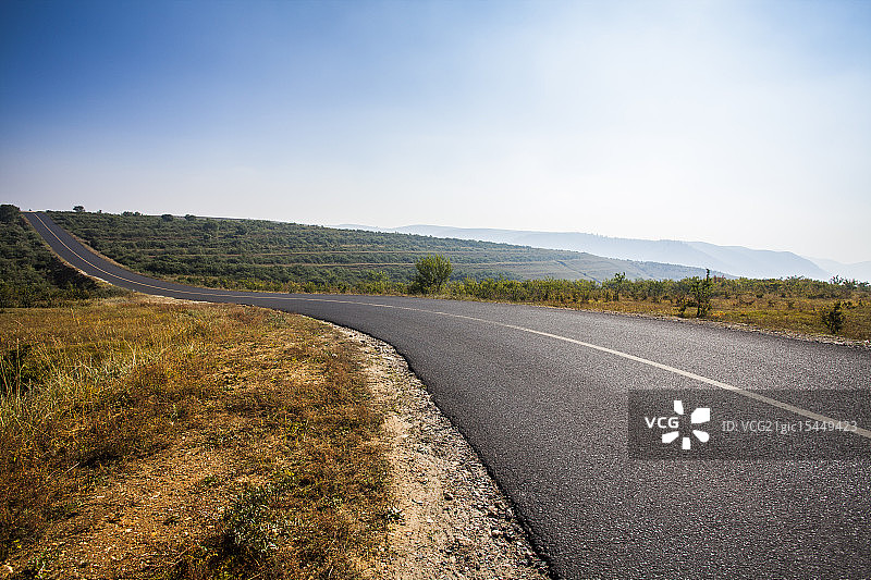 河北草原天路风光图片素材