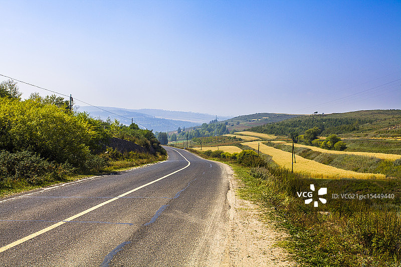 河北草原天路风光图片素材