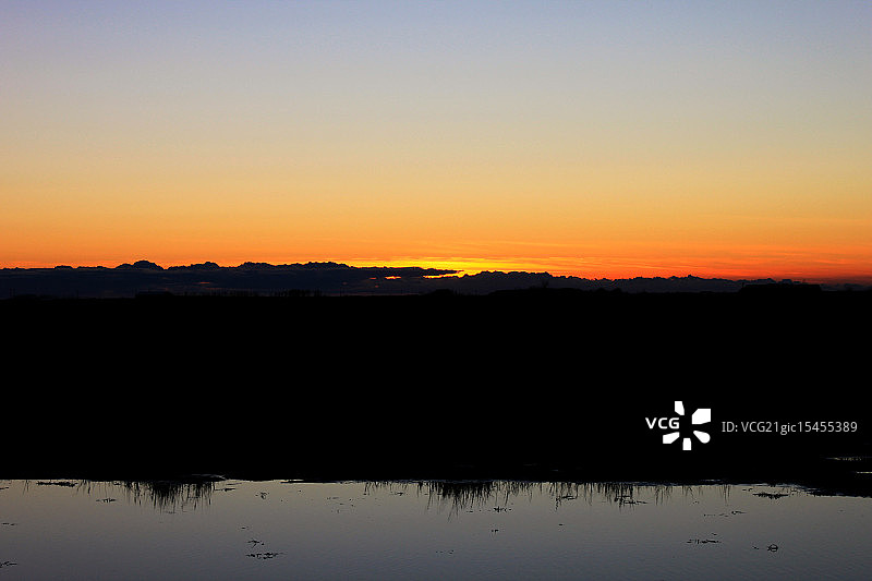 日落沼泽图片素材