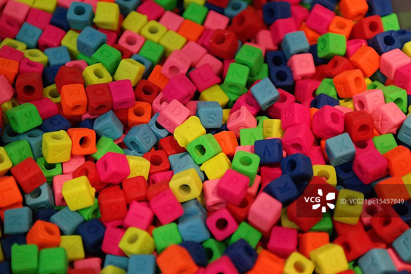 彩色珠子混合物图片素材