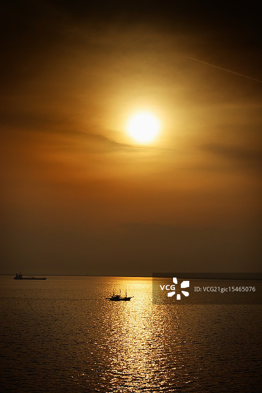 金色的萨洛尼卡图片素材