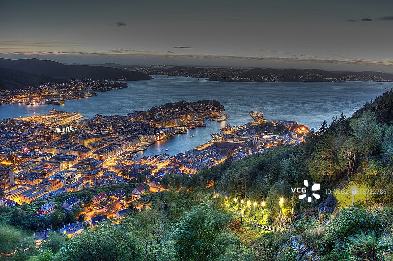 卑尔根夜景图片素材