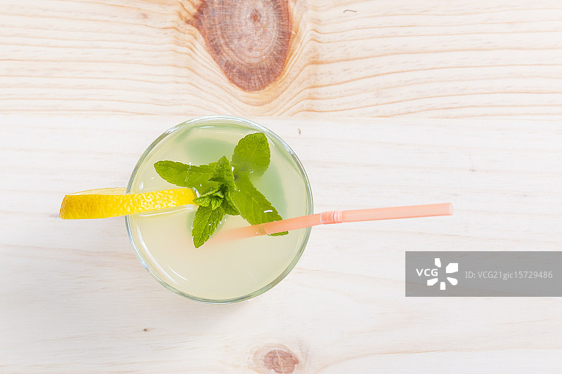 柠檬汽水玻璃杯图片素材