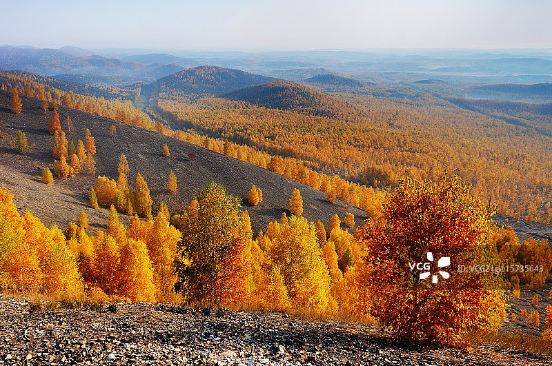 卡拉巴什的秋景图片素材
