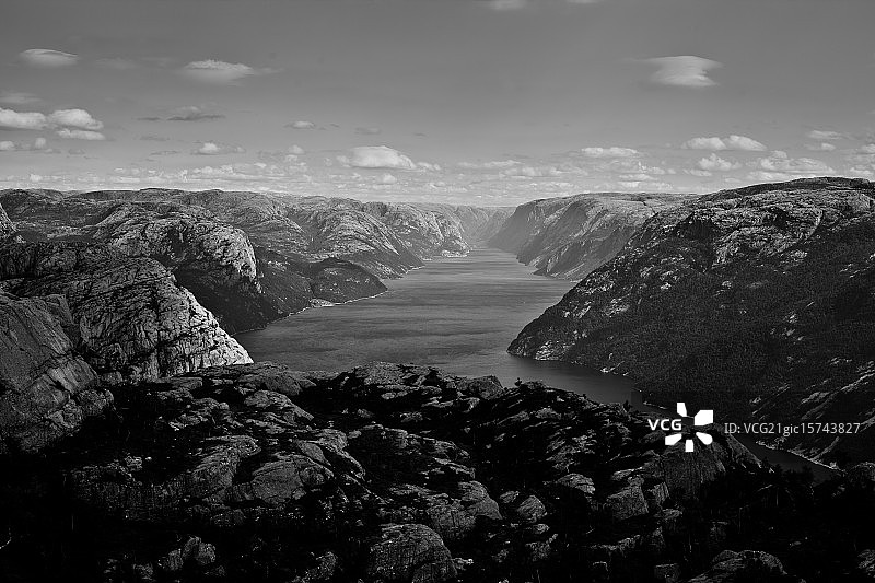 吕瑟峡湾-圣坛岩-挪威图片素材