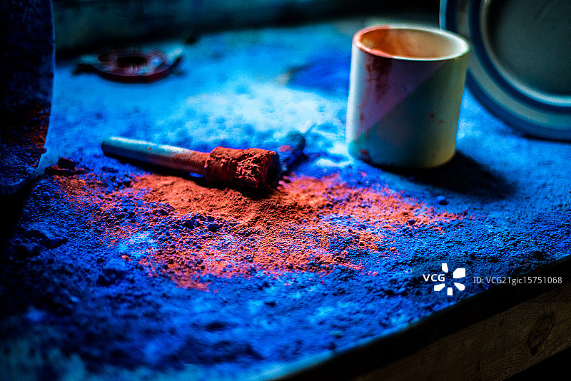 废弃的油漆厂图片素材