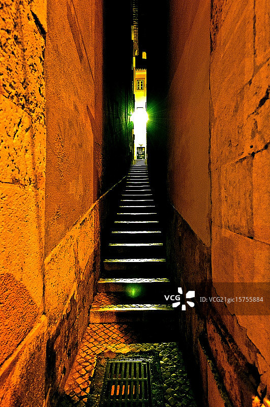 里斯本阿尔法玛区夜景图片素材