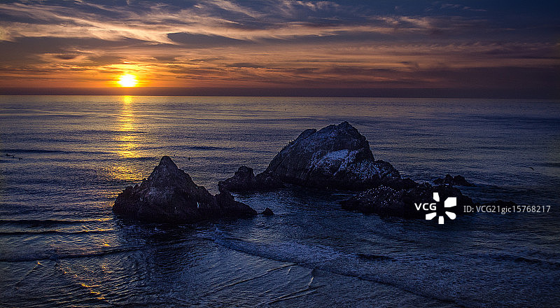 海豹岩日落图片素材