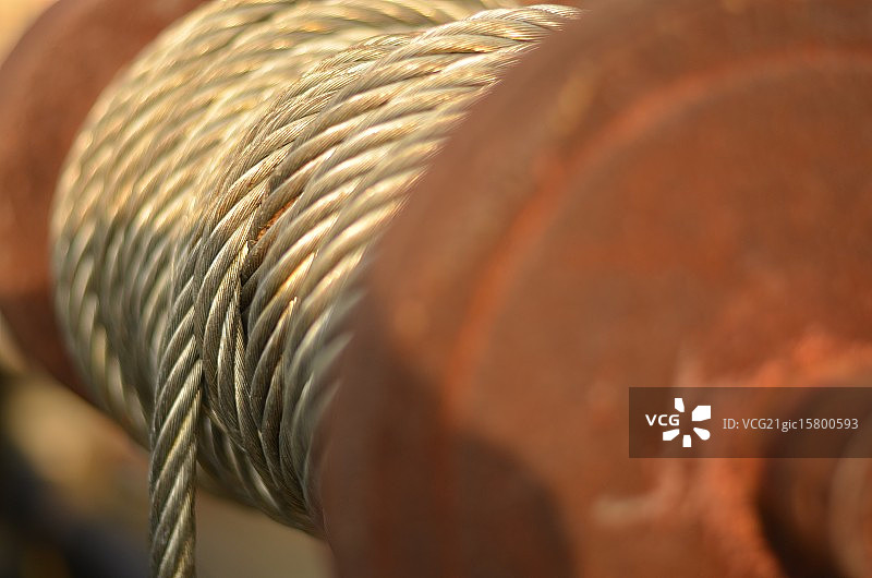 新旧绞盘图片素材