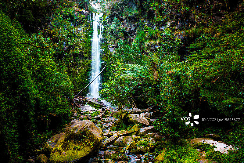 厄斯金瀑布图片素材