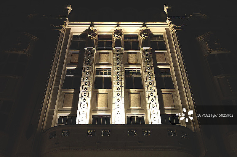 布拉迪斯拉发夜景建筑图片素材