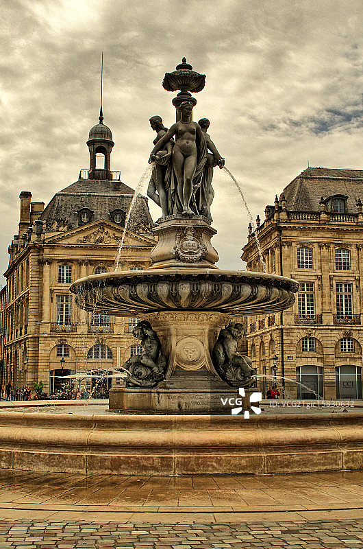 法国波尔多喷泉图片素材