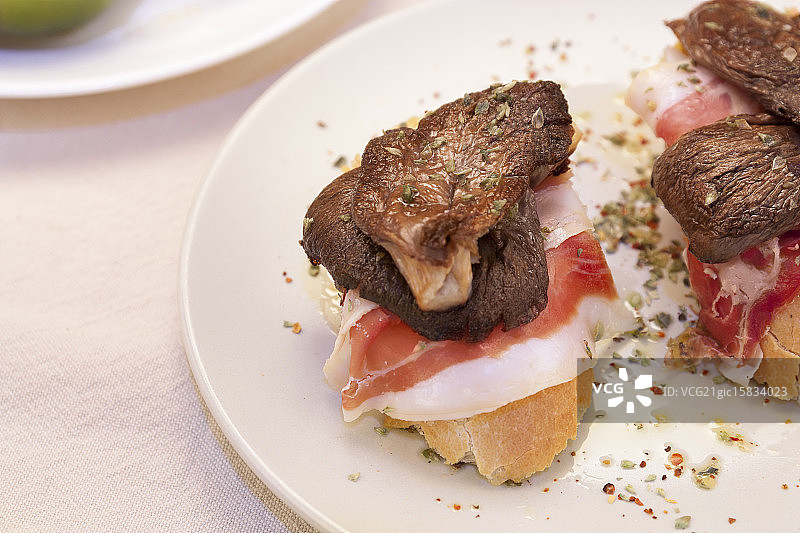 腌制火腿蘑菇图片素材