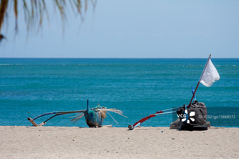 库塔海滩的船只图片素材