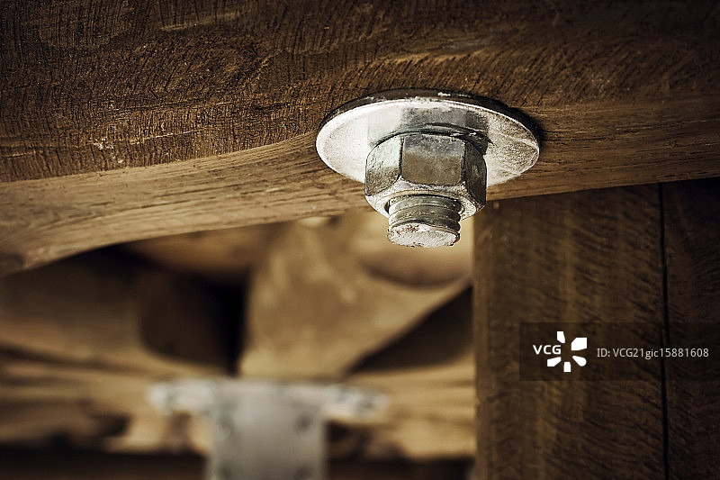 带螺母的螺栓图片素材