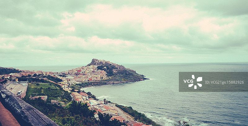 从餐厅看到的卡斯特尔萨尔多图片素材