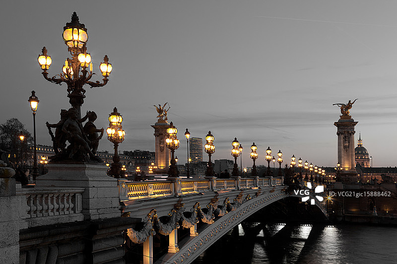 法国巴黎亚历山大三世桥图片素材