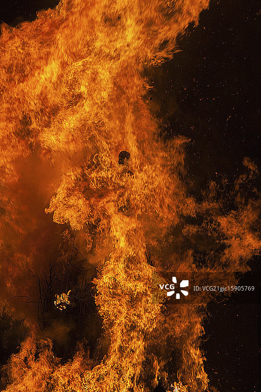 烧死女巫图片素材