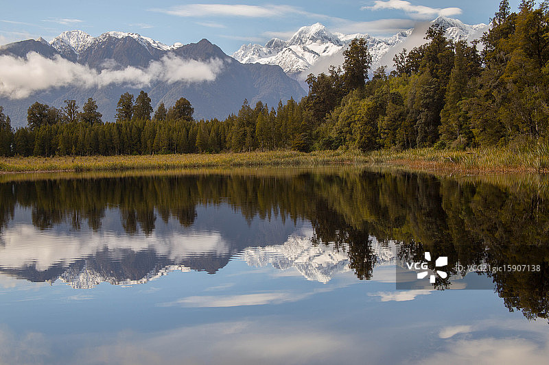 新西兰马瑟森湖图片素材