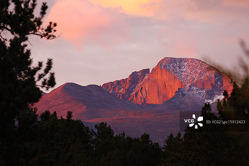 朗斯峰日出图片素材