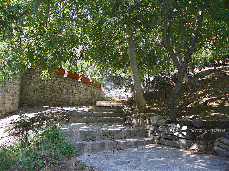 城堡花园小路图片素材