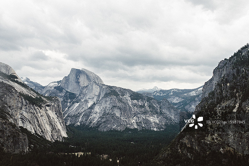半圆顶图片素材