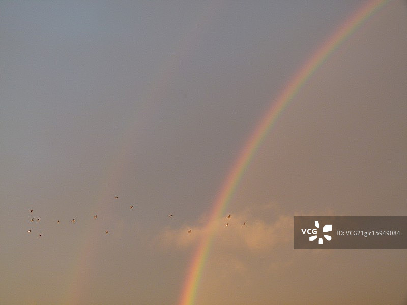 两道彩虹图片素材