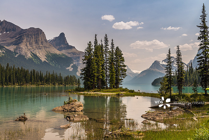 加拿大落基山脉中的精灵岛图片素材