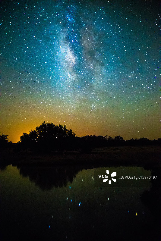 天蝎座的倒影图片素材