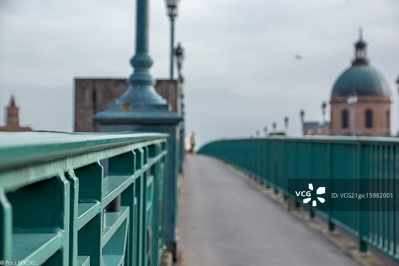 图卢兹圣皮埃尔桥图片素材