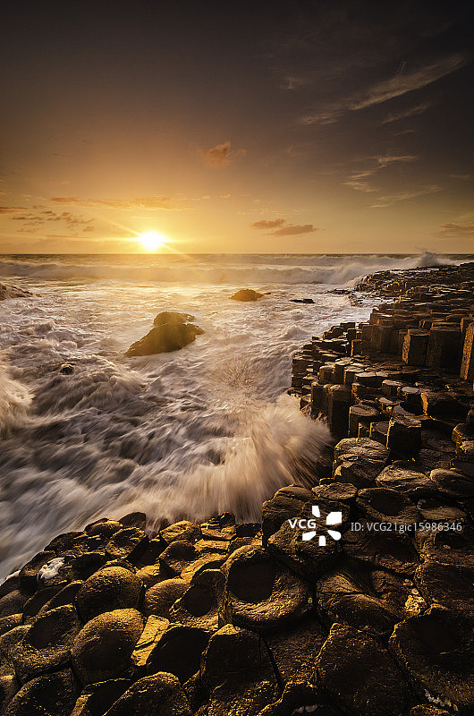 金色堤道图片素材