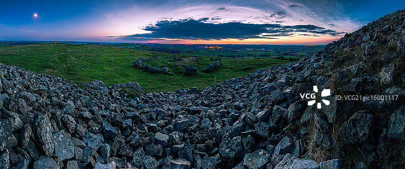劳克鲁，俯瞰卡范郡图片素材