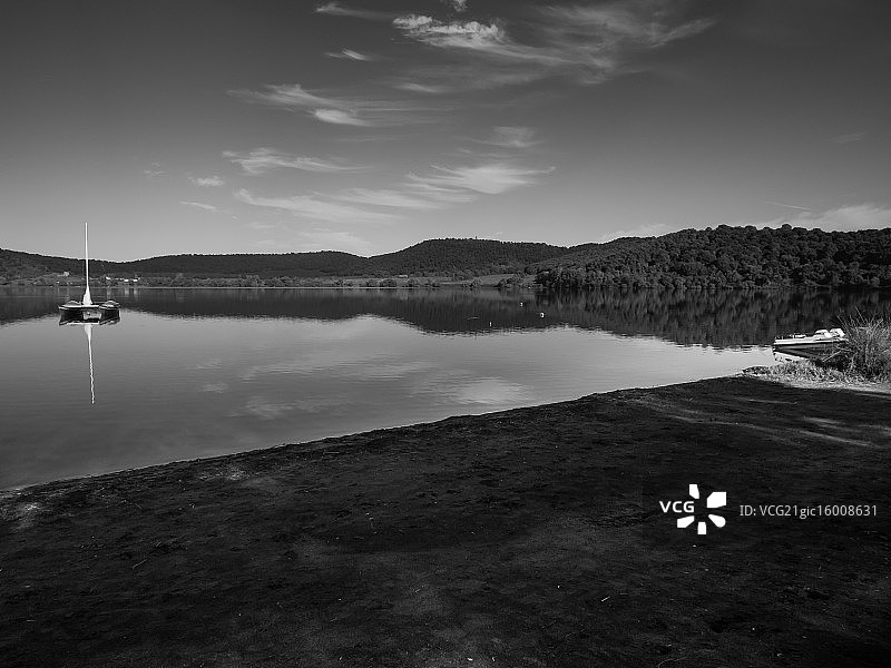 马蒂尼亚诺湖，意大利图片素材
