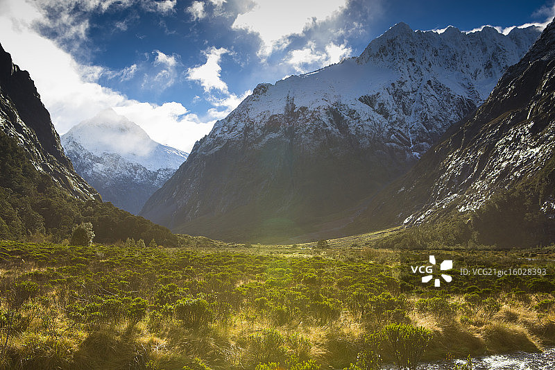 前往米尔福德峡湾图片素材